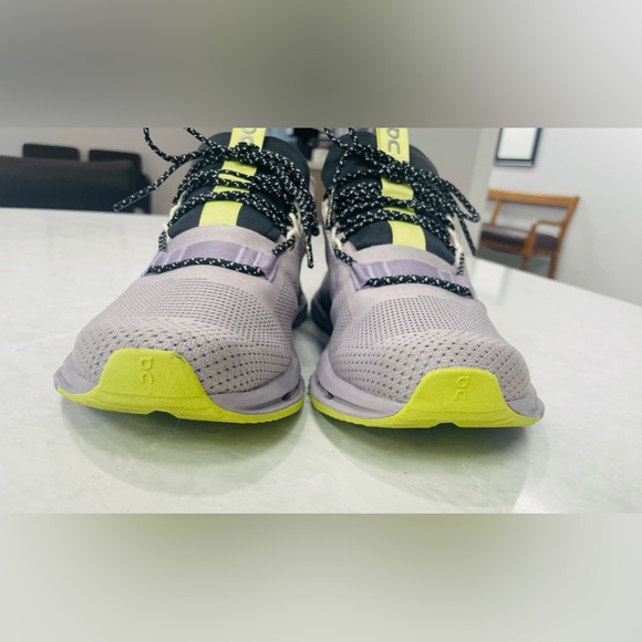 On Running Cloudnova Pearl/Zest size 8.5 On Cloud - Picture 8 of 14